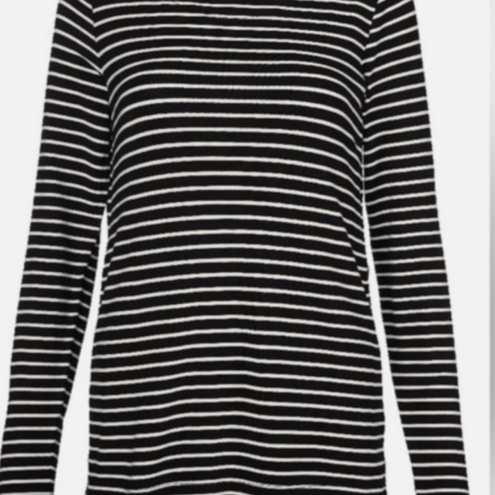 Cabi Side Snap Tee #6332 NWOT - Picture 2 of 11